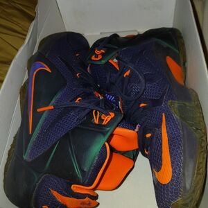 Nike Men's Athletic Shoes - Dark Blue and Bright Orange